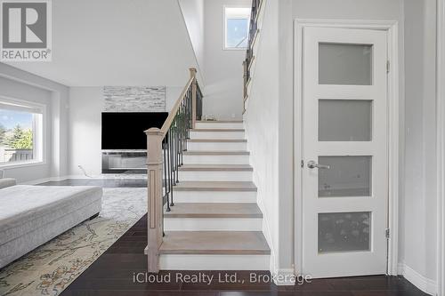 795 Robert Ferrie Drive, Kitchener, ON - Indoor Photo Showing Other Room