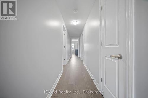 795 Robert Ferrie Drive, Kitchener, ON - Indoor Photo Showing Other Room