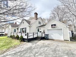 29 Lincoln Road  Grand Falls-Windsor, NL A2A 1M5