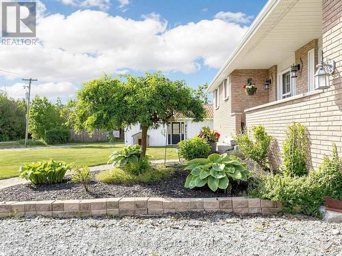 757 Kings Wharf Road, Kawartha Lakes, ON 
