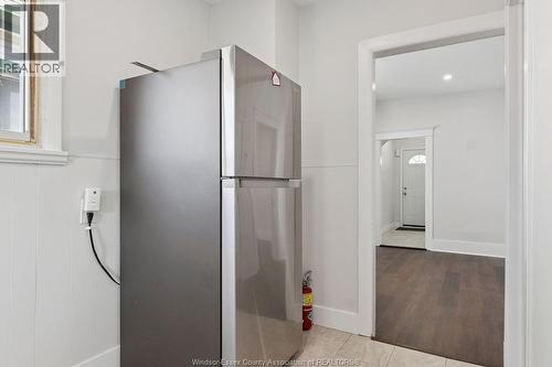 855 Lincoln Road, Windsor, ON - Indoor