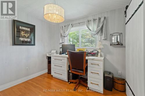 16731 Leslie Hill Road, Halton Hills, ON - Indoor Photo Showing Office