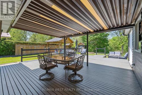16731 Leslie Hill Road, Halton Hills, ON - Outdoor With Deck Patio Veranda With Exterior