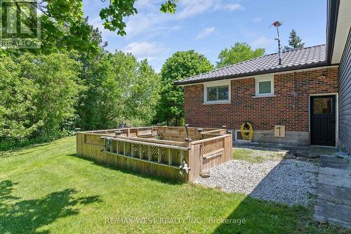 16731 Leslie Hill Road, Halton Hills, ON - Outdoor