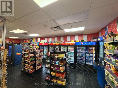 M211 - 777 Bay Street, Toronto, ON 