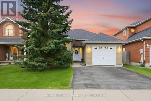 90 BLOOM AVENUE  Clarington (Newcastle), ON L1B 1N6
