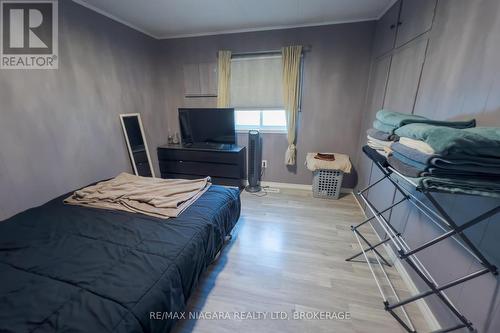 2868 June Road, Port Colborne (Sherkston), ON - Indoor Photo Showing Bedroom