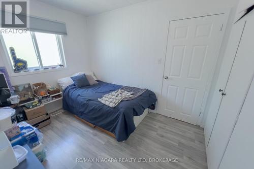 2868 June Road, Port Colborne (Sherkston), ON - Indoor Photo Showing Bedroom