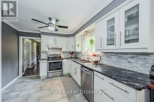 8 Malvern Crescent, Guelph (Pineridge/Westminster Woods), ON 