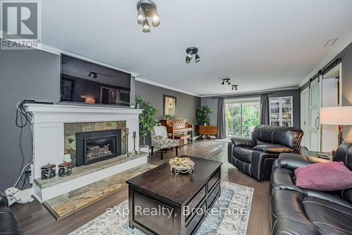 8 Malvern Crescent, Guelph (Pineridge/Westminster Woods), ON 
