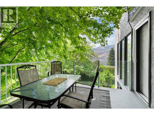 2060 Bennett Road, Kelowna, BC - Outdoor With Deck Patio Veranda