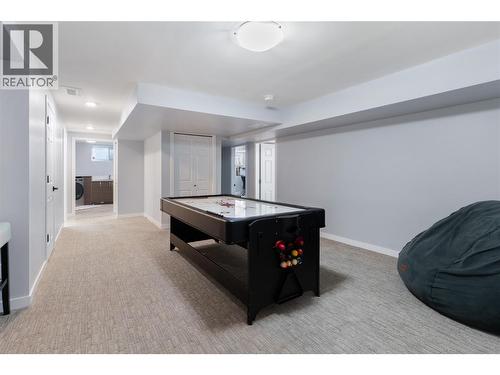 2060 Bennett Road, Kelowna, BC - Indoor Photo Showing Other Room