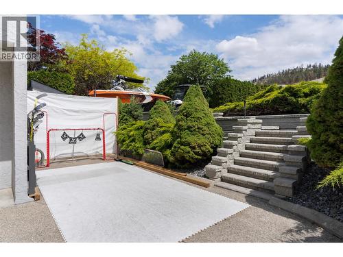 2060 Bennett Road, Kelowna, BC - Outdoor