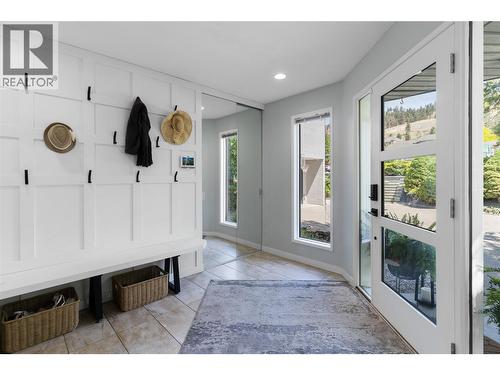 2060 Bennett Road, Kelowna, BC - Indoor Photo Showing Other Room