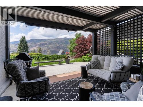 2060 Bennett Road, Kelowna, BC - Outdoor With Deck Patio Veranda