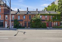 51 WELLINGTON STREET N  Hamilton, ON L8R 1M9
