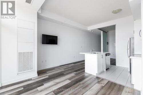 416 - 450 Dundas Street E, Hamilton, ON - Indoor