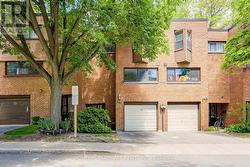 14 LOW MEADOWAY Toronto, ON M2H 2V7