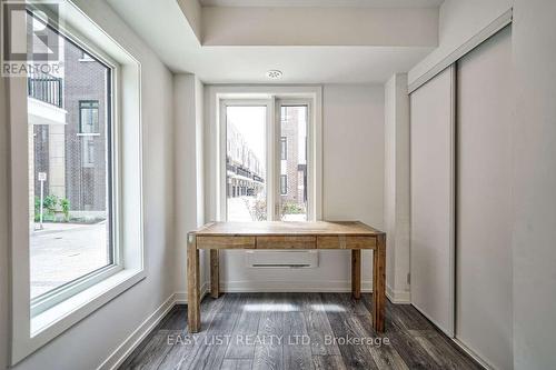 27 Spruce Pines Crescent, Toronto, ON 