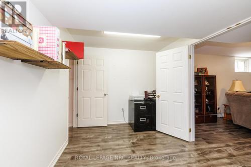 16 Leonard Drive, St. Catharines (Rykert/Vansickle), ON 