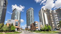 2112 - 70 FOREST MANOR ROAD Toronto, ON M2J 0A9
