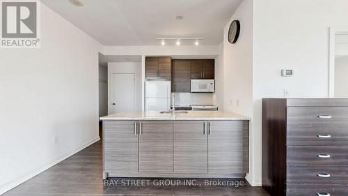 2112 - 70 Forest Manor Road, Toronto, ON 