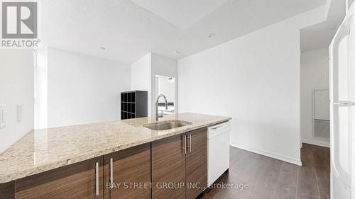 2112 - 70 Forest Manor Road, Toronto, ON 