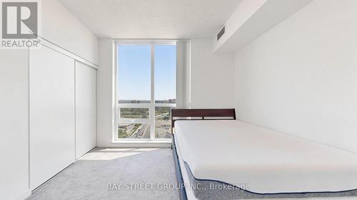 2112 - 70 Forest Manor Road, Toronto, ON 