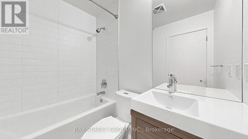 2112 - 70 Forest Manor Road, Toronto, ON 