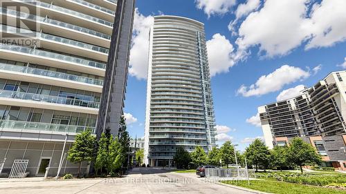 2112 - 70 Forest Manor Road, Toronto, ON 