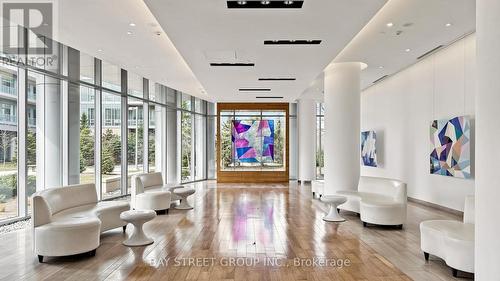 2112 - 70 Forest Manor Road, Toronto, ON 