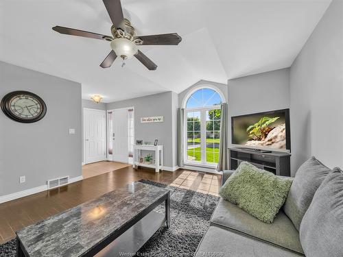 382 Thorn Ridge, Amherstburg, ON 
