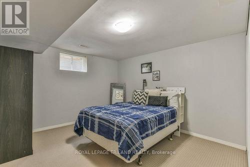 9 Brookside Drive, St. Thomas, ON - Indoor Photo Showing Bedroom