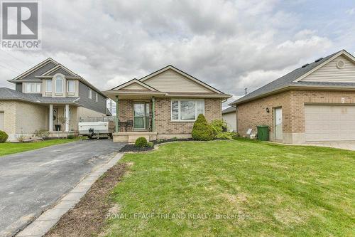 9 Brookside Drive, St. Thomas, ON - Outdoor With Facade