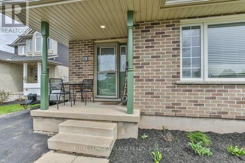 9 Brookside Drive, St. Thomas, ON - Outdoor With Deck Patio Veranda