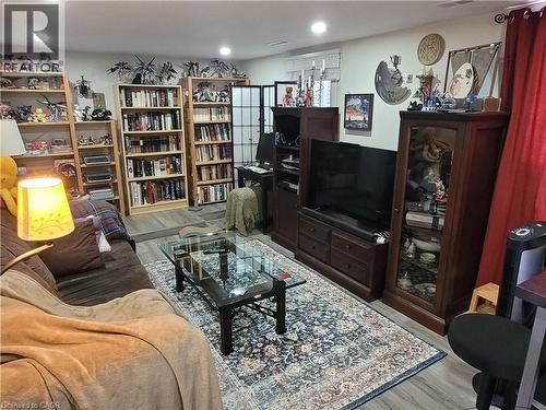 239 West 18Th Street, Hamilton, ON - Indoor