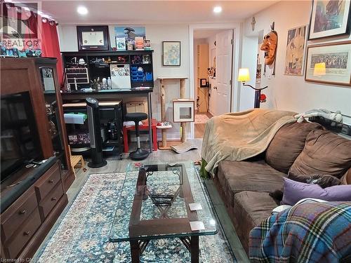239 West 18Th Street, Hamilton, ON - Indoor
