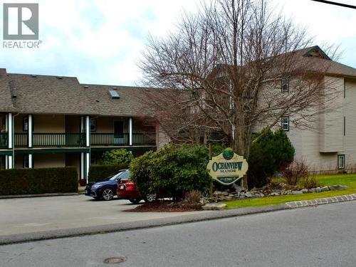 301-5701 Willow Ave, Powell River, BC - Outdoor