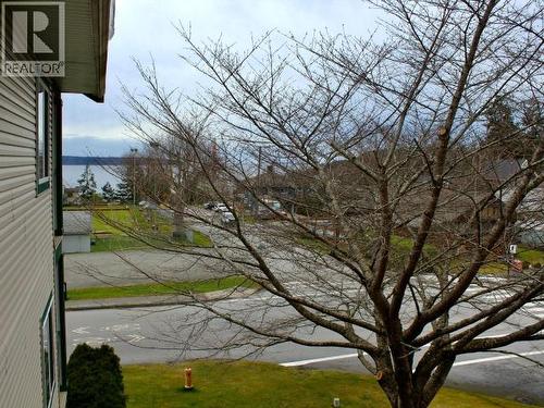301-5701 Willow Ave, Powell River, BC - Outdoor With View