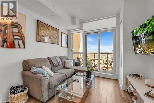 17 Zorra Street Unit# 1509, Etobicoke, ON - Indoor Photo Showing Living Room