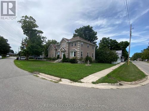4 Palmer Street, Norfolk, ON - Outdoor