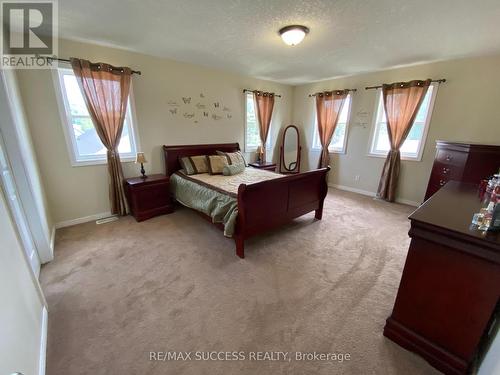 4 Palmer Street, Norfolk, ON - Indoor Photo Showing Bedroom