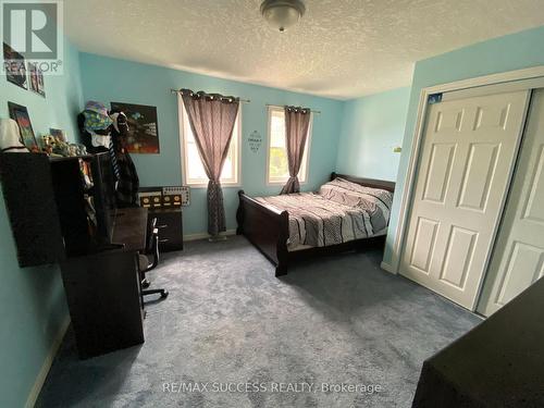 4 Palmer Street, Norfolk, ON - Indoor Photo Showing Bedroom