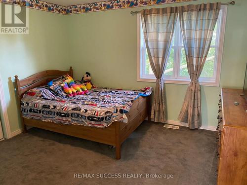 4 Palmer Street, Norfolk, ON - Indoor Photo Showing Bedroom