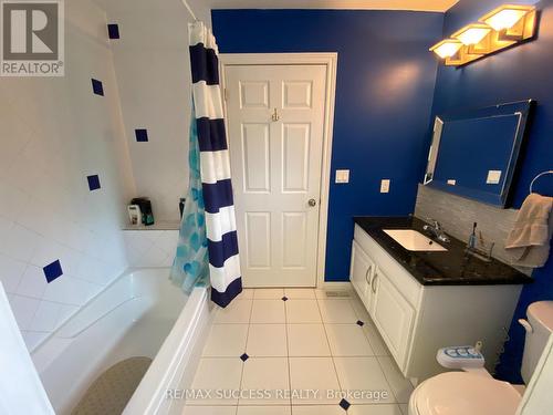 4 Palmer Street, Norfolk, ON - Indoor Photo Showing Bathroom