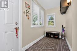 Large Foyer - 
