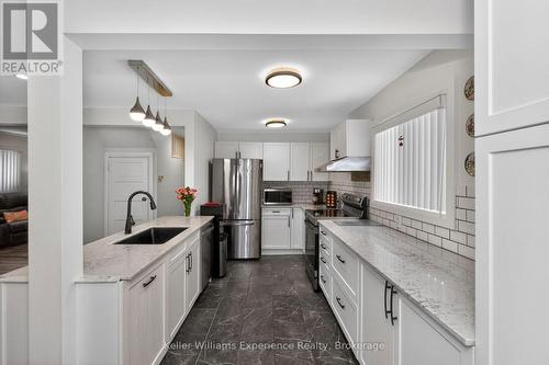 Renovated Kitchen - 174 Seventh Street, Midland, ON 