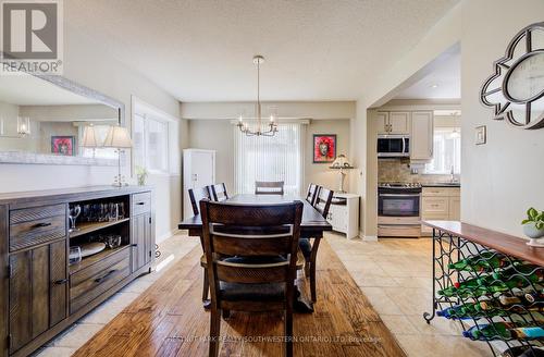 135 Royal Orchard Drive, Waterloo, ON - Indoor