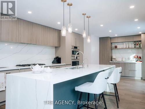 7 Shady Oaks Crescent, Toronto, ON 