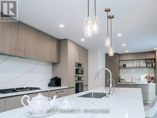 7 Shady Oaks Crescent, Toronto, ON 